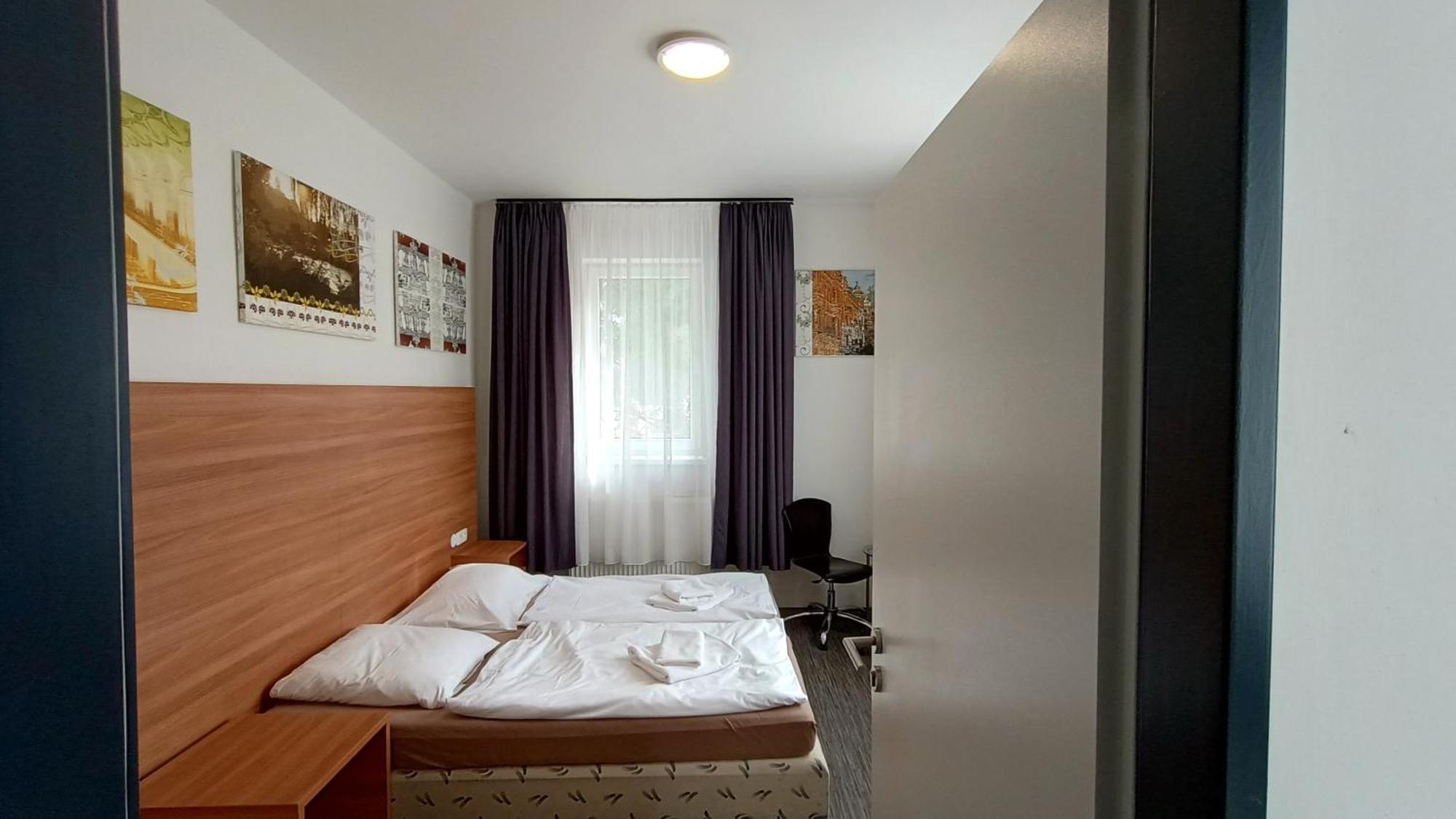 Apartments Gato Karlovy Vary Stara Role Екстер'єр фото
